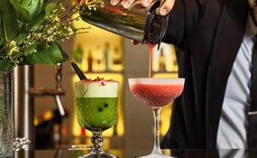 Cocktails at the Steps Bar